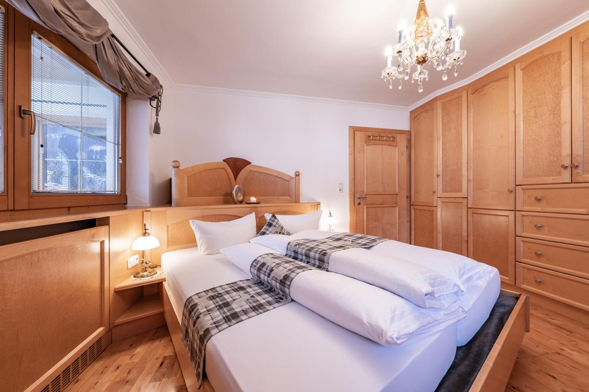 Landhaus Seiringer Apartments Финкенберг Номер фото